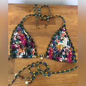 BYDEE BARCELONA TOP IN TROPICALIA